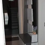 Central Apartment *