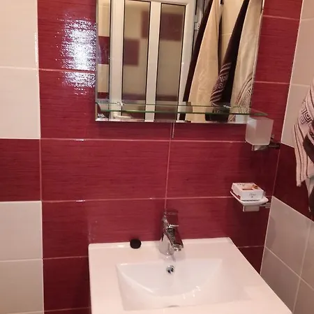 Central דירה וארנה